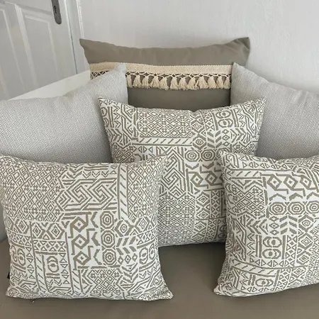 Apollonia * Плака